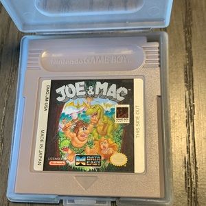 Nintendo Gameboy - Joe & Mac game - like new